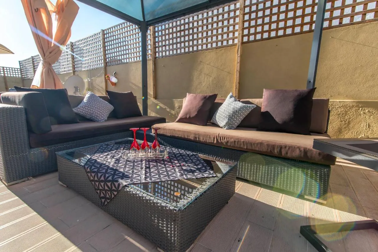 Charming Town House Just 500M From The Marina And Its Well Known Typical Market Olhao