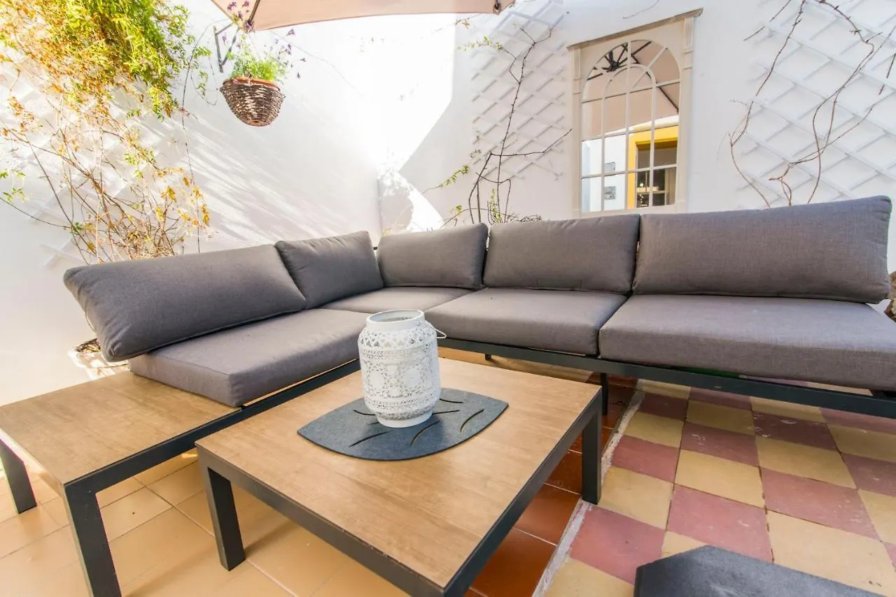 Charming Town House Just 500M From The Marina And Its Well Known Typical Market Olhao Portugal