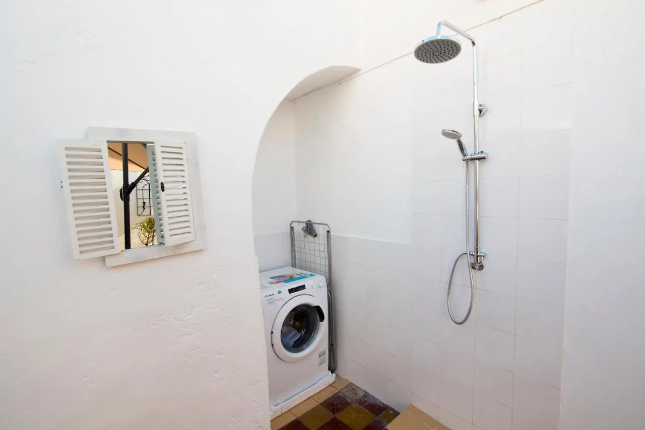 Charming Town House Just 500M From The Marina And Its Well Known Typical Market Olhao